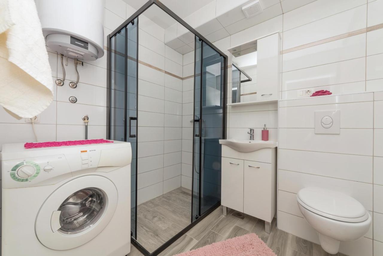 Apartment Strawberry Makarska Ngoại thất bức ảnh