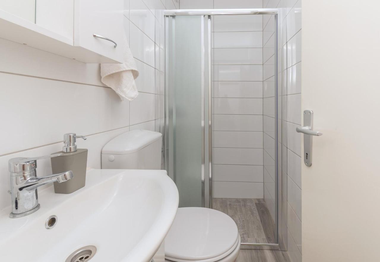 Apartment Strawberry Makarska Ngoại thất bức ảnh