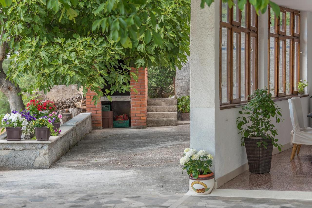 Apartment Strawberry Makarska Ngoại thất bức ảnh